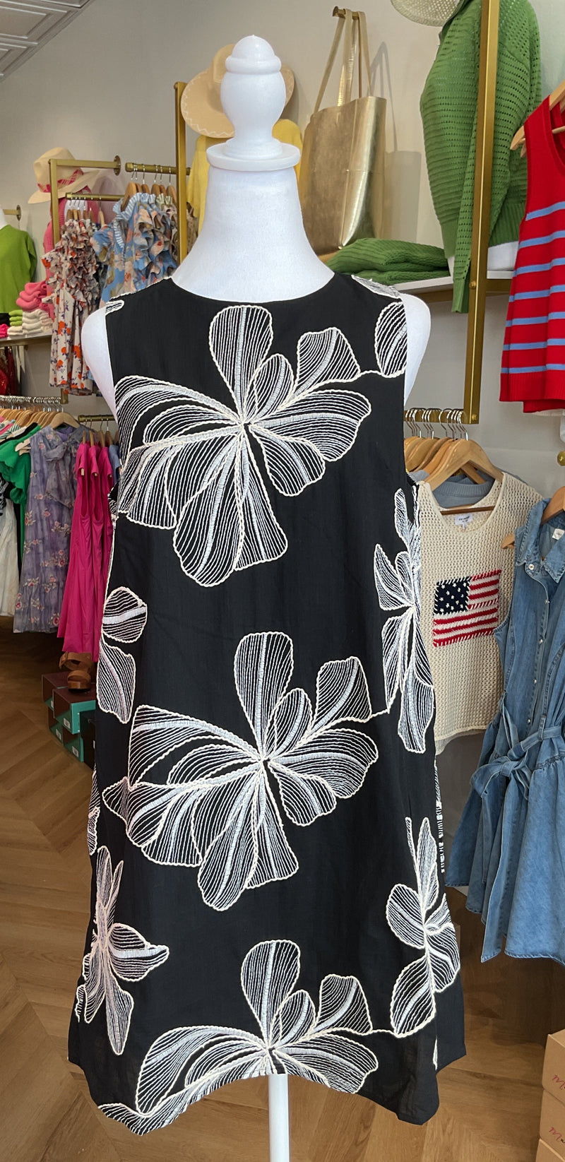 thml black embroidered dress Floral – OhSewPeachy Size:3 - M How to Skin and Model is 5’9” and ellie and mac