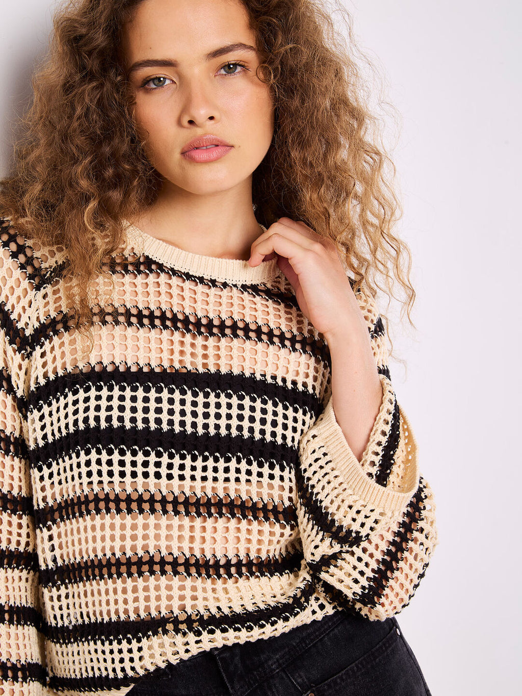 Lightweight mesh stripe sweater