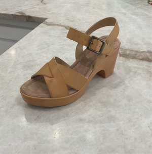 Chinese Laundry Ample Block heel FINAL SALE