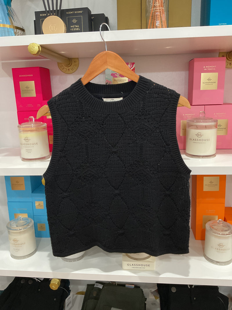 Sleeveless knit detail sweater