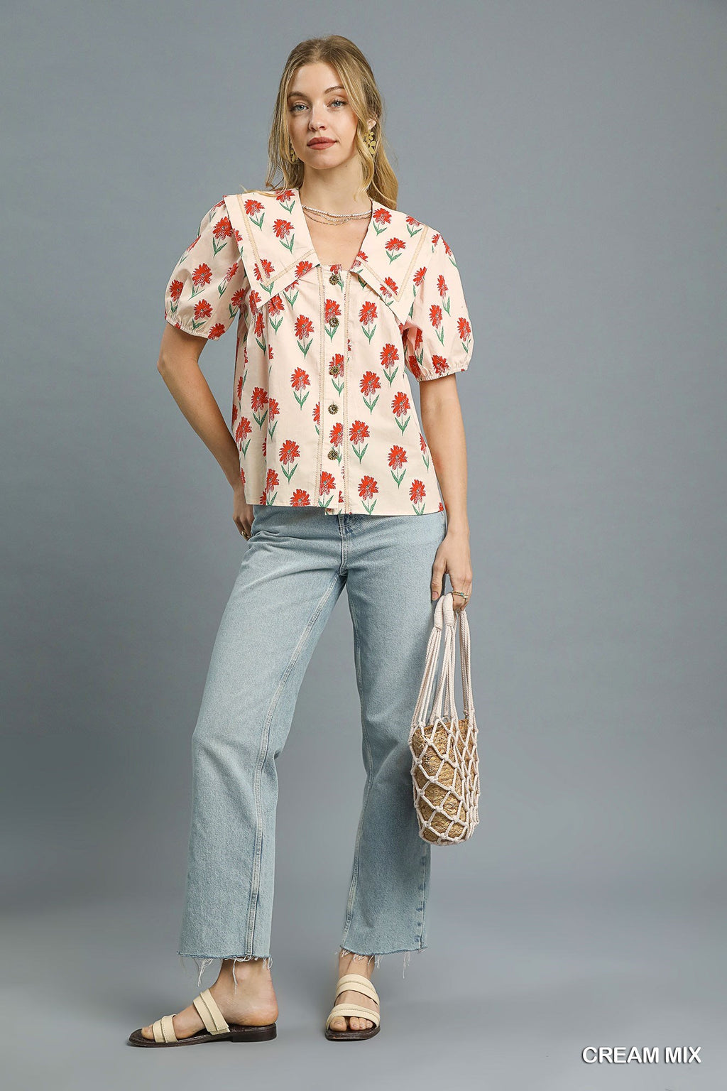 Floral Blouse w/ collar detail
