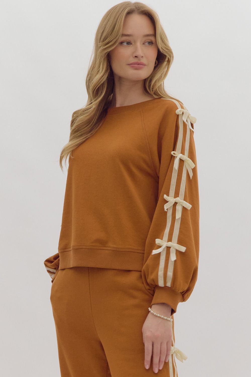 Bow sleeve pullover