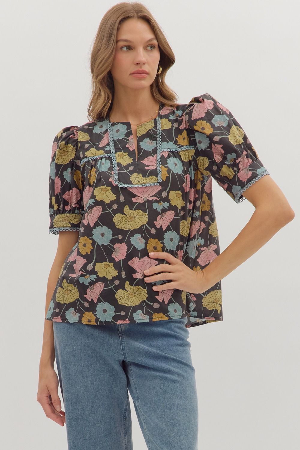 Bethany Floral Blouse w/ Trim Detail