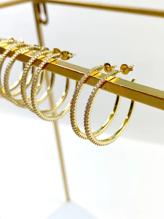 Taylor Shaye Willa Hoops