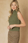 Cable knit sleeveless sweater